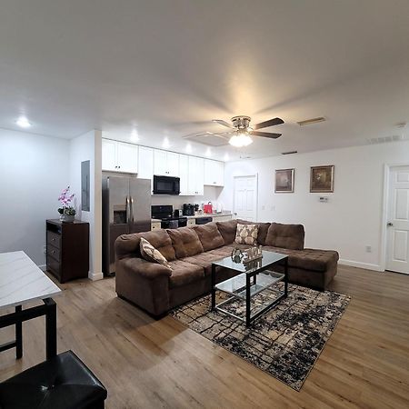 One Room In A Renovated Duplex House Near Fsu Талахаси Екстериор снимка
