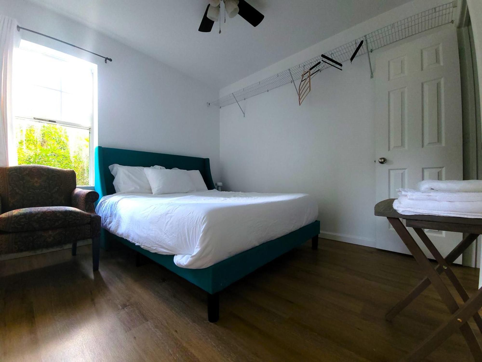 One Room In A Renovated Duplex House Near Fsu Талахаси Екстериор снимка